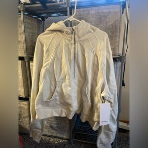 NWT Lululemon scuba bone